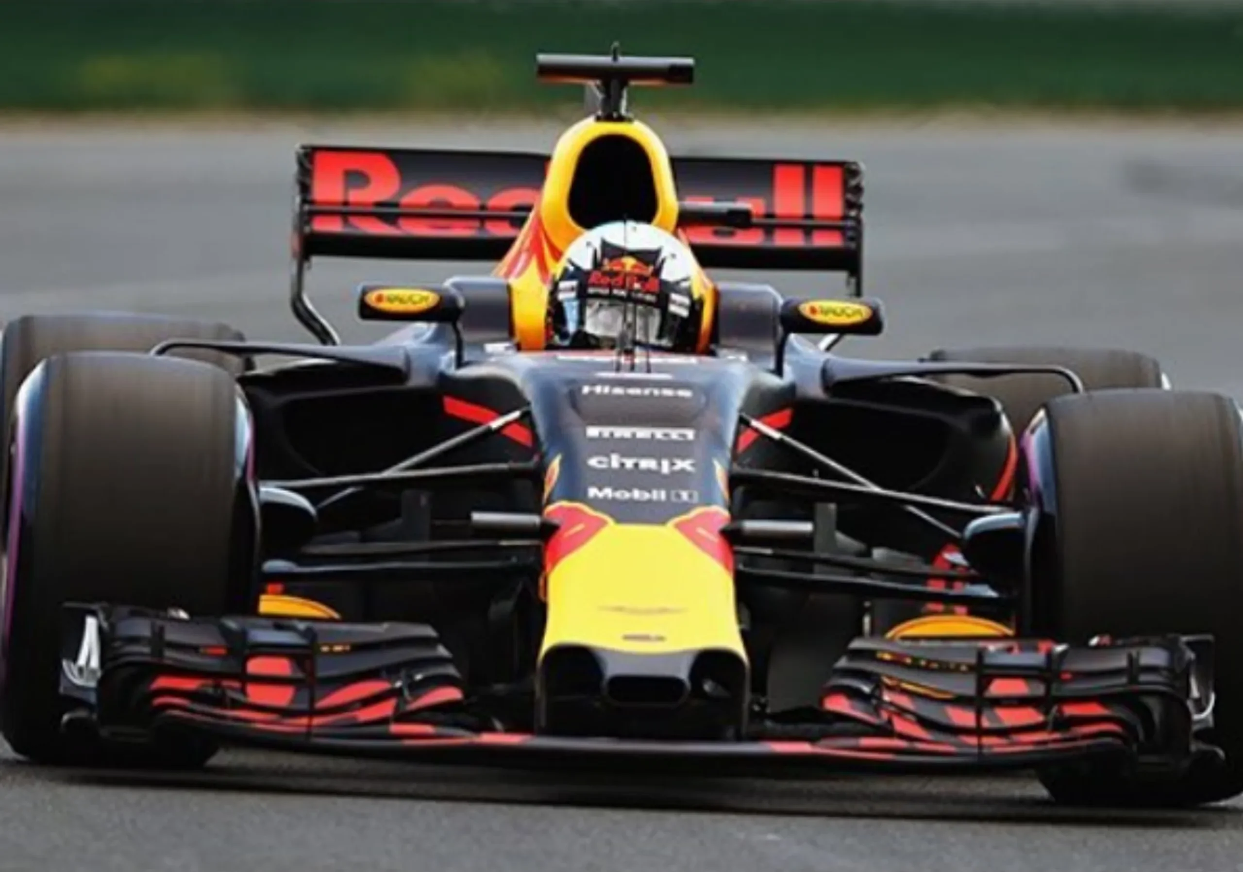 watch F1 Melbourne without tickets