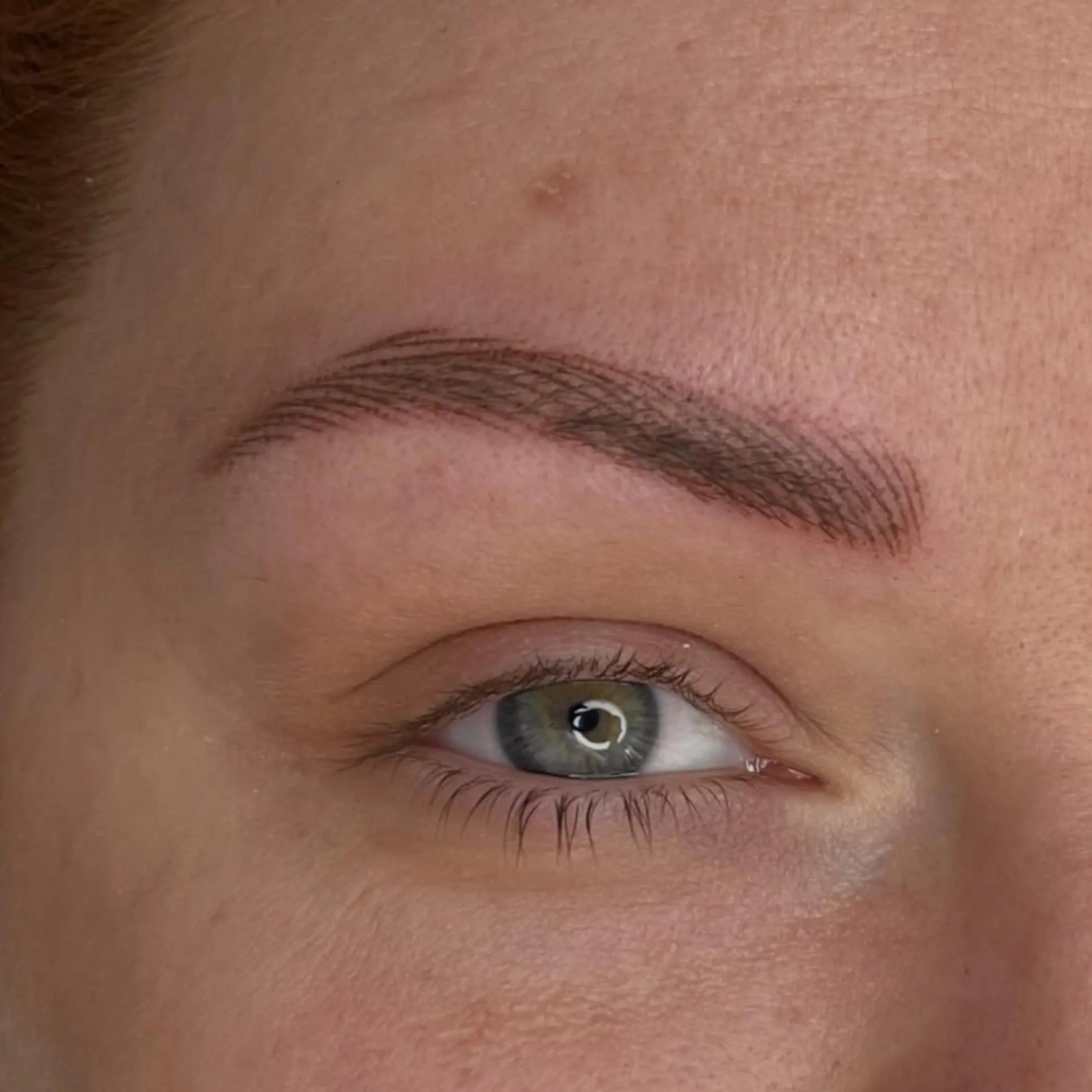 natural looking semi permanent brows